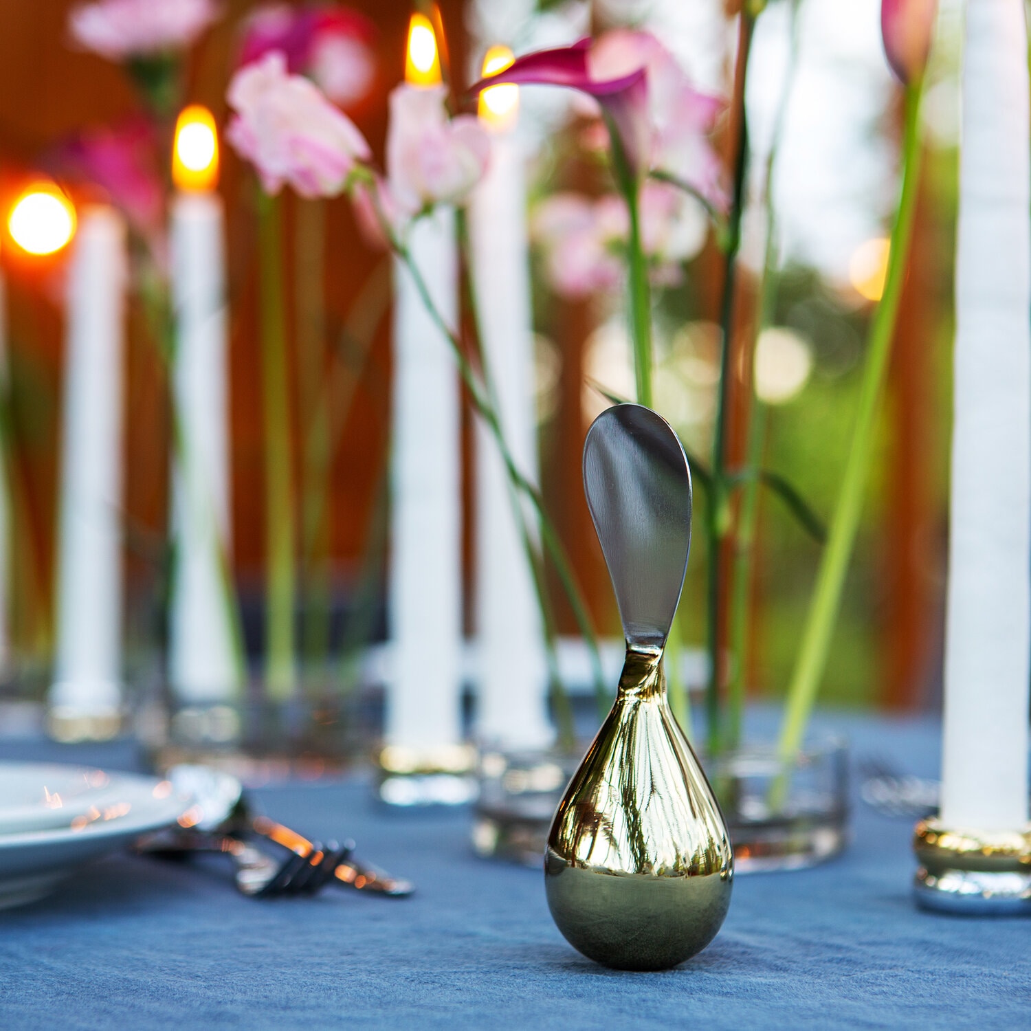 https://www.klong.com/pub_docs/files/Tilt-Brass-Cutlery-Square-6.jpg
