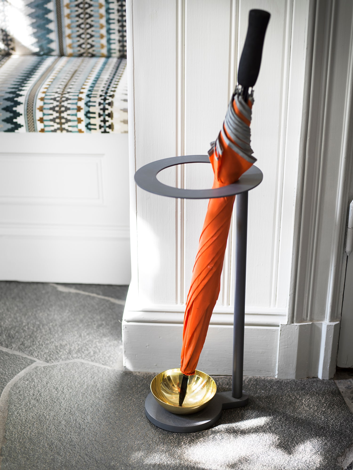 Monokel Umbrella Stand