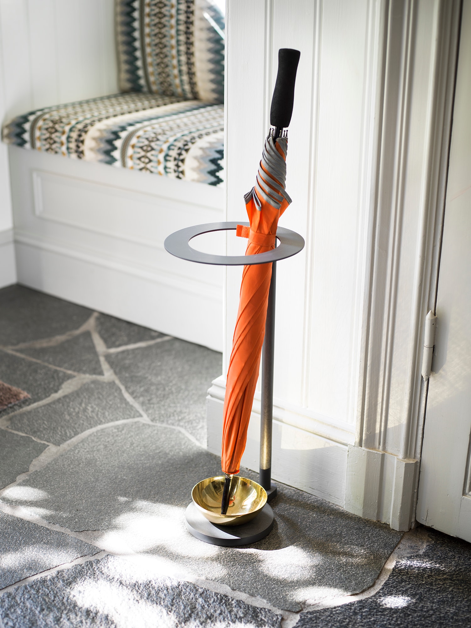Monokel Umbrella Stand